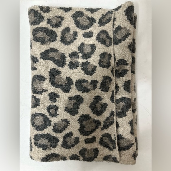 Rachel Zoe leopard wool scarf - Picture 2 of 4